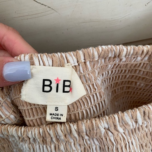 Vici Beige Puff Sleeve Dress - Picture 3 of 4